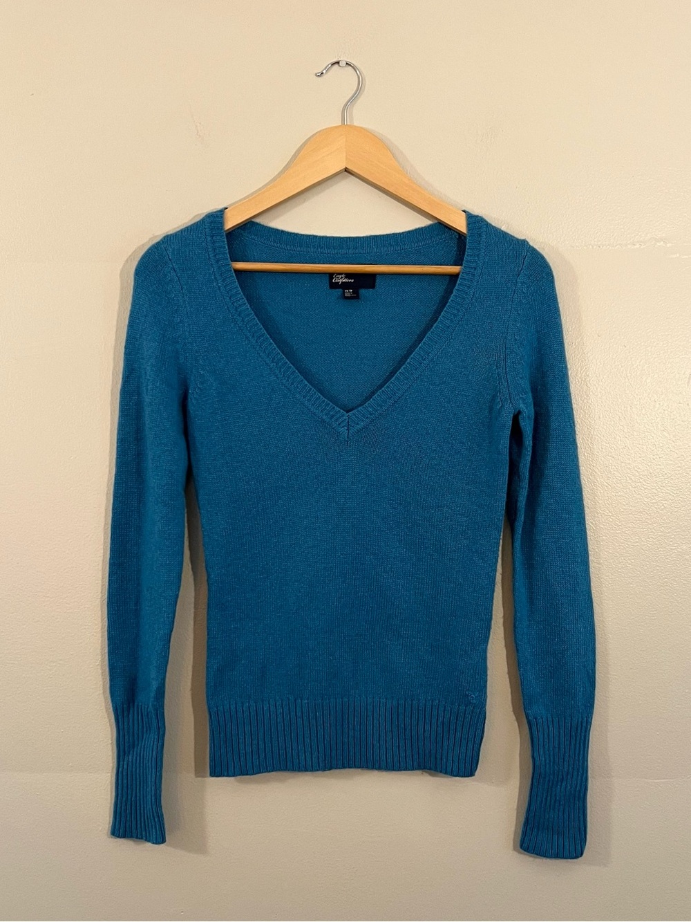 Y2K American Eagle teal wool V-neck sweater 2000’s preppy cozy fall winter